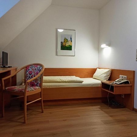 Hôtel Gastehaus Deggendorf Extérieur photo
